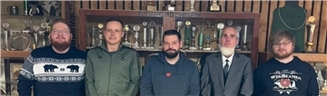 Der Vorstand des FC Stollhamm: Schriftführer Ole Bansemer, Jugendwart Nico Ahrens, 2. Vorsitzender Timo Schindler, 1. Vorsitzender Volker Morisse, Geschäftsführer Sandro Hodel (von links). 