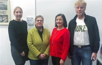 Der Vorstand des Geschichts- und Heimatvereins Elm: (von links) Yvonne Bardenhagen (neue Kassenwartin), Karin Schröder (2. Vorsitzende), Corinna Holst (Schriftführerin) und Siegfried Bardenhagen (Vorsitzender). 