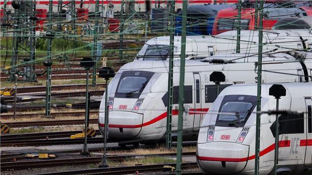Der Warnstreik wird massive Ausirkungen auf den Zugverkehr haben.