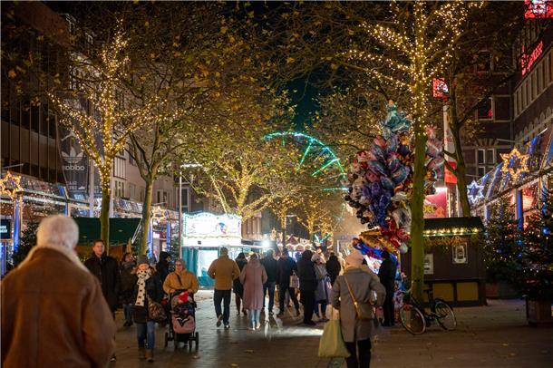 Der Weihnachtsmarkt 2022 entlang der Fußgängerzone startet wieder.