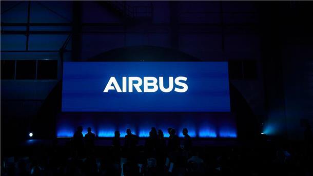 Airbus fliegt Boeing weiter davon - Auftragsrekord 2023 Der weltgrößte Flugzeugbauer Airbus hat seinen kriselnden Konkurrenten Boeing 2023 erneut weit hinter sich gelassen.