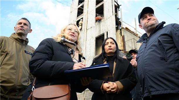 Entwicklungsministerin wirbt um Investitionen in die Ukraine Der Wiederaufbau der Ukraine wird viele Milliarden kosten.