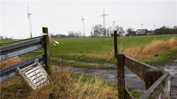 Der Windpark am Butterburger Weg soll nun doch nicht zurückgebaut werden. Stattdessen soll sich keine hundert Meter weiter ein zweiter Windpark dazugesellen.