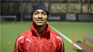 Fußballer Trey Ebanks vom OSC Bremerhaven.
