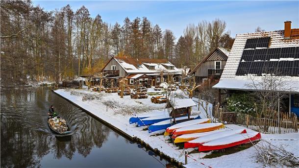 Der winterliche Spreewald in Leipe.