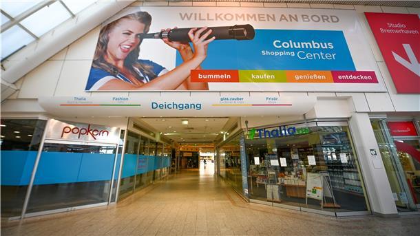 Der wirtschaftliche Stillstand, den die Corona-Krise ausgelöst hat, wird weitreichende Folgen haben. Mit einem milliardenschweren Konjunkturprogramm will der Senat die Wirtschaft im Land stabilisieren. Foto: Scheschonka