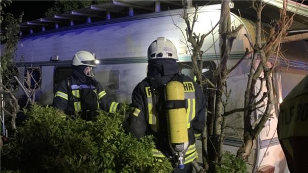 Der Wohnwagenbrand konnte schnell unter Kontrolle gebracht werden.