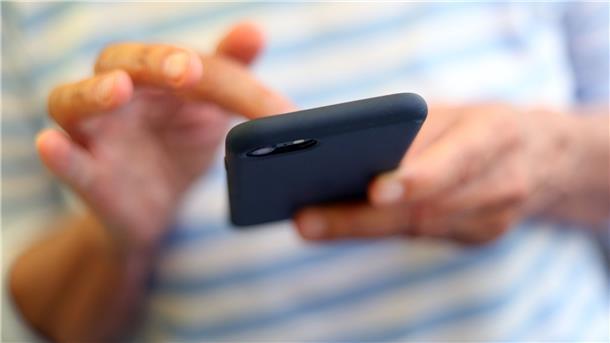Ermittler sollen in EU leichter an Daten kommen Der Zugang zu digitalen Daten zur Verfolgung schwerer Straftaten in der EU soll einfacher und schneller werden.