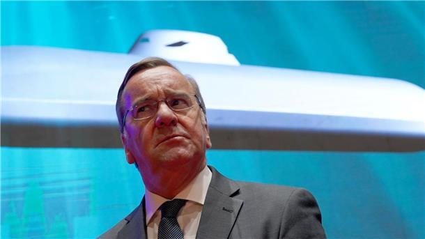 Inspekteur: Neue U-Boote für Abschreckung unverzichtbar Deutschland und Norwegen haben 2021 einen gemeinsamen Vertrag zur Beschaffung von zunächst sechs U-Booten der neuen Klasse U212 CD geschlossen. (Archivbild)