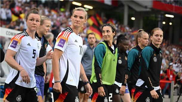 DFB-Kapitänin Alexandra Popp: Geht voran
