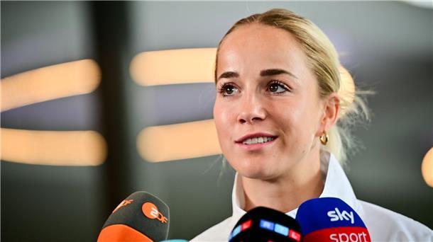 Bundesliga-Auftakt kommt für DFB-Kapitänin Gwinn zu früh DFB-Kapitänin Giulia Gwinn fehlt dem FC Bayern gegen Bayer Leverkusen.