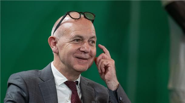 Nach Remis: DFB-Präsident froh über Comeback-Qualitäten DFB-Präsident Bernd Neuendorf ist zufrieden mit der Leistung der Nationalelf.