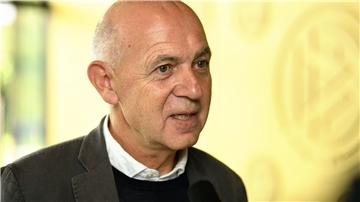 DFB-Präsident Bernd Neuendorf stellte die Initiative vor. (Archivbild)