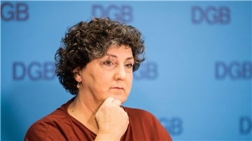 DGB-Vorständin Anja Piel fordert mehr sozialversicherungspflichtige Jobs.