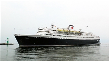 Die 1948 gebaute „Astoria“ gilt als ältestes Kreuzfahrtschiff der Welt. 