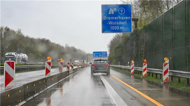 Die A 27 an der Abfahrt Bremerhaven-Wulsdorf.