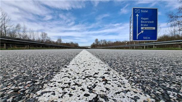 Die Abfahrt an der Autobahnanschlusstelle kann bald wieder befahren werden. 
