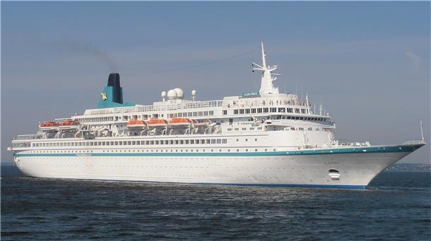 Die „Albatros“ von Phoenix Reisen könnte eingesetzt werden, um Flüchtlinge von Moria aufzunehmen.