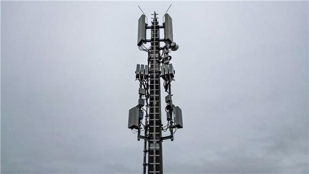 Internetverband rechnet mit Zunahme des 5G-Datenverkehrs Die Anbieter Vodafone und Telekom aktivierten ihre Netze im Mobilfunkstandard der 5. Generation (5G) bereits 2019, O2 folgte 2020.