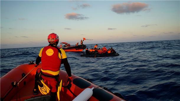 Die Arbeit von Seenotrettern in Italien wird mit einem neuen Dekret deutlich erschwert. (Symbolbild)