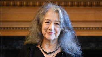 Die argentinisch-schweizerische Starpianistin Martha Argerich in Hamburg.