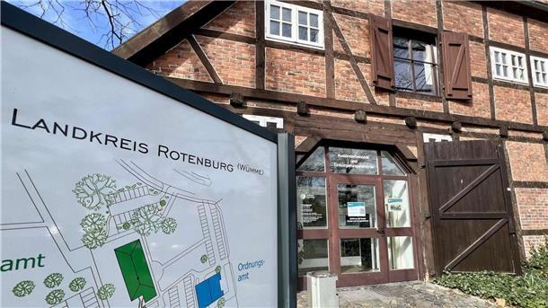 Die Ausländerbehörde des Landkreises muss bei der schwierigen Gesetzeslage bei der Migration den Überblick behalten.
