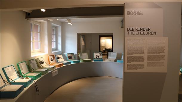 Die Ausstellung in der Gedenkstätte am Bullenhuser Damm.