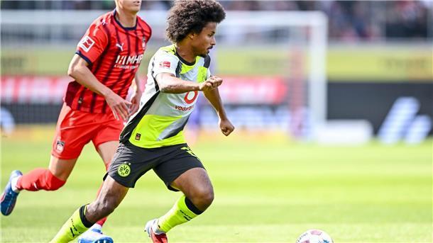 „Das grausamste Trikot der Liga“: BVB-Fans verärgert Die Auswärtstrikots von Karim Adeyemi & Co. stören die Fans von Borussia Dortmund.