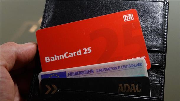 Bahncard 25 und 50 ab 9. Juni nur noch digital Die Bahncards 25 und 50 sollen in Zukunft nur noch in digitaler Form zur Verfügung stehen.