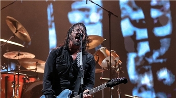 Die Band Foo Fighters mit Frontmann Dave Grohl 2019 in Bogota.
