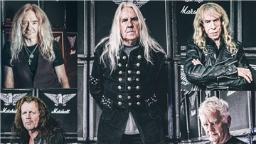 Die Band Saxon mit Leadsänger Biff Byford (M) bringt das Album „Hell, Fire And Damnation“ neu auf den Markt.