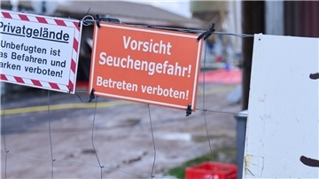 Die Bauern in der Region hoffen inständig, dass sich die Maul- und Klauenseche nicht weiter ausbreitet. Sie haben immer noch zu tun mit den Folgen der Blauzungenkrankheit bei Rindern, die fast jeden Betrieb in der Wesermarsch getroffen hat.