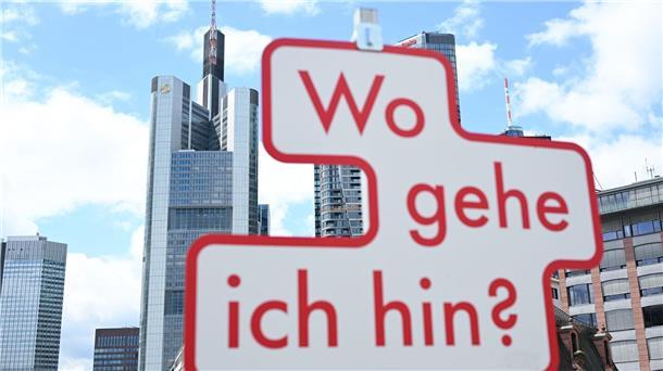 Unicredit-Chef zu Commerzbank-Kauf: „Wir haben einen Plan“ Die Begehrlichkeiten des Wettbewerbers aus Italien sorgen in Frankfurt seit Monaten für Unruhe. (Archivbild)