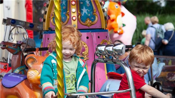 „Voice Kids“-Gewinnerin Georgia Balke lüftet Geheimnis auf Beerster Sommerfest Beerster Sommerfest Bad Bederkesa