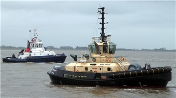 Zwei Schlepper