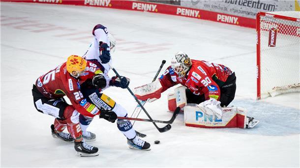 Pinguins zeigen eine Top-Leistung - und verlieren trotzdem das Spitzenspiel Die Berliner kamen nur selten zu guten Chancen.