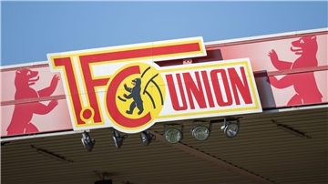 Die Berliner verpflichten einen Mittelstürmer.