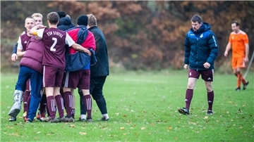 Die Bezirksliga-Fußballer des TSV Stotel hatten im Kampf mit der SG Stinstedt um die Fußball-Herrschaft in der Gemeinde Loxstedt zuletzt oft das bessere Ende für sich. 