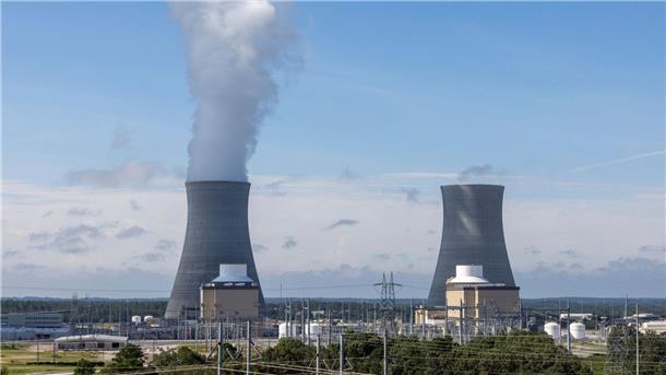Die Blöcke 3 (l) und 4 im Kraftwerk Vogtle in Burke County in der Nähe von Waynesboro, Georgia.