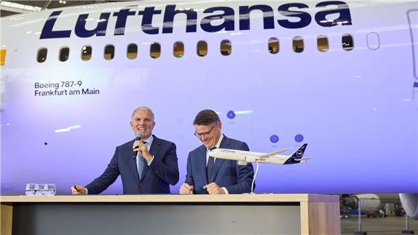 Die Boeing 787 ist bereits die siebte Lufthansa-Maschine, die den Namen des größten deutschen Drehkreuzes Frankfurt trägt. 
