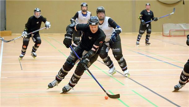 Die Bremerhaven Whales im Trainingsspiel