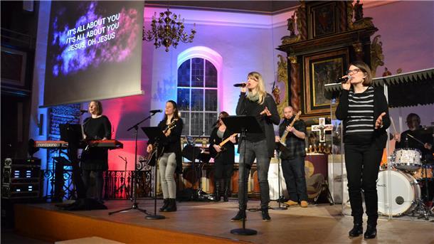Die Bremervörder Kirchenband Water & Wine spielt beim Stiftungssommer am 2. September auf dem Hof Thoden in Oelkershusen.