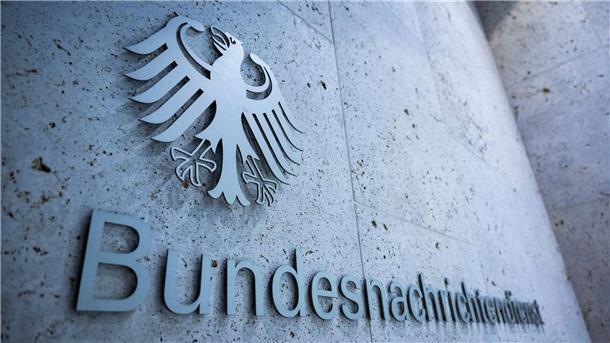 BND-Mitarbeiter unter Spionage-Verdacht - Prozessbeginn Die Bundesanwaltschaft hat einen Mitarbeiter des Bundesnachrichtendienstes (BND) und einen mutmaßlichen Komplizen angeklagt.