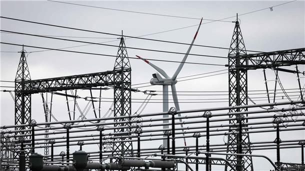 Arbeitgeber und IG Metall sehen Industriestandort in Gefahr „Die Bundesregierung muss allem voran für konkurrenzfähige Energiekosten sorgen.“