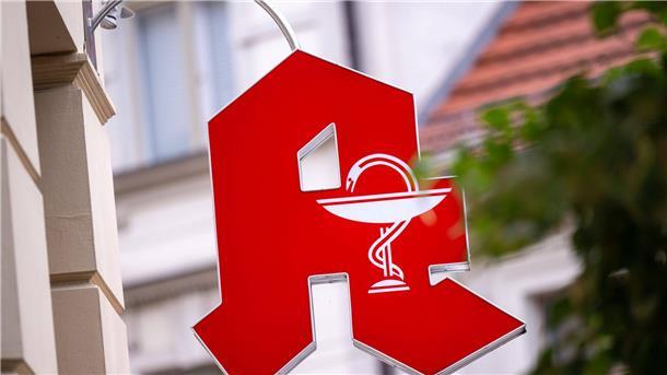 Lauterbach plant flexiblere Voraussetzungen für Apotheken Die Bundesvereinigung Deutscher Apothekerverbände kritisiert die Pläne von Bundesgesundheitsminister Karl Lauterbach scharf.
