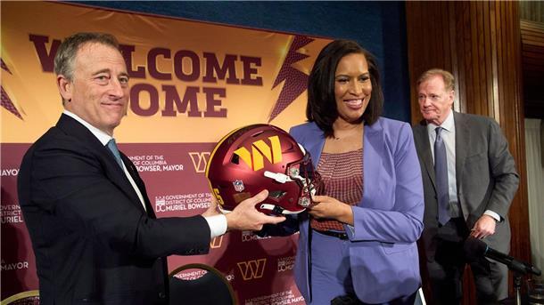 Rassismus im Namen? Trump will NFL-Team „Redskins“ zurück Die Commanders sollen ein neues Stadion bekommen.