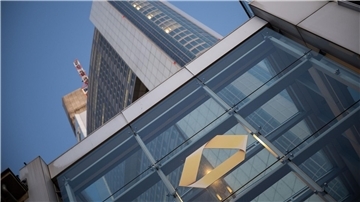 Die Commerzbank verdiente im zweiten Quartal  565 Millionen Euro.