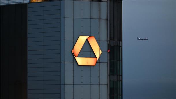 Unicredit greift nach Commerzbank - Bund nur noch Nummer 2 Die Commerzbank wehrt sich seit Monaten gegen Übernahmeambitionen der Unicredit. (Archivbild)