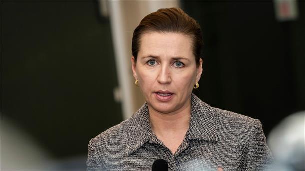 „Hybrider Angriff“ mit Drohnen auf dänische Flughäfen Die dänische Ministerpräsidentin tauschte sich mit dem Nato-Generalsekretär aus.