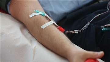 Die Deutsche Aidshilfe kritisiert die neuen Richtlinien für Blutspenden.